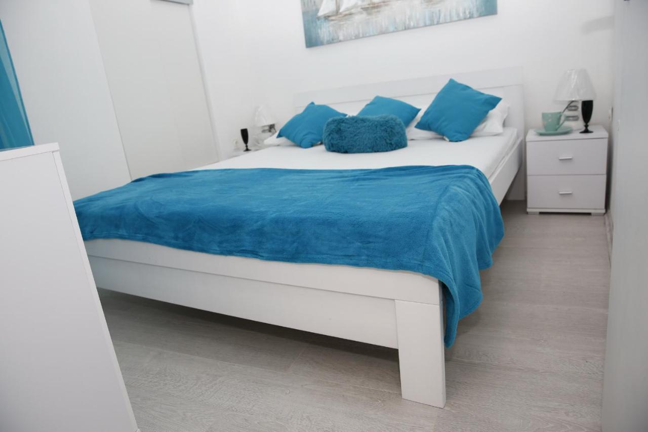 Apartments Stonehouse โวดีเซ ภายนอก รูปภาพ