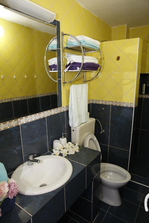Apartments Stonehouse โวดีเซ ภายนอก รูปภาพ